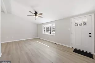 2011 Deer Track Ln, Hammonton, NJ 08037 - Photo 5