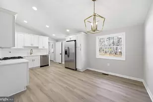 2011 Deer Track Ln, Hammonton, NJ 08037 - Photo 15