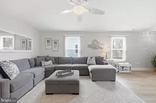 28 N Washington Ave, Margate City, NJ 08402 - Photo 15