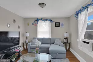 228 Pleasant St E, Hammonton, NJ 08037 - Photo 13