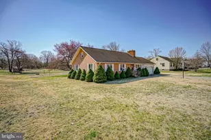 366 North St, Hammonton, NJ 08037 - Photo 3