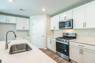 235 Huntington Dr, Egg Harbor Township, NJ 08234 - Photo 19