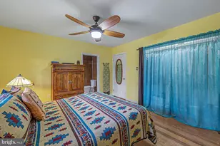 19 W Illinois Ave, Absecon, NJ 08201 - Photo 17