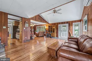 19 W Illinois Ave, Absecon, NJ 08201 - Photo 3