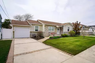108 N Suffolk Ave, Ventnor City, NJ 08406 - Photo 3