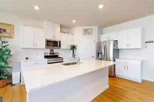 124 Malibu Dr, Egg Harbor Township, NJ 08234 - Photo 17