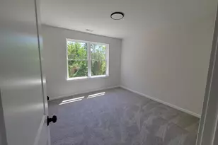102 Heatherwood Dr, Vineland, NJ 08360 - Photo 27