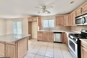 6321 Crocus St, Mays Landing, NJ 08330 - Photo 13