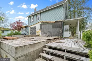 240 New York Ave, Egg Harbor City, NJ 08215 - Photo 25