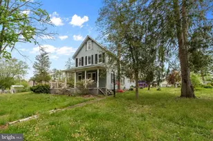 240 New York Ave, Egg Harbor City, NJ 08215 - Photo 3