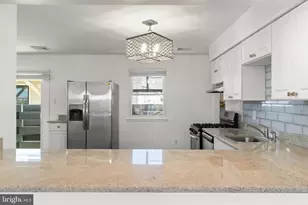 5900 Burk Ave, Ventnor City, NJ 08406 - Photo 13