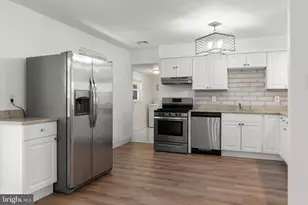 5900 Burk Ave, Ventnor City, NJ 08406 - Photo 9