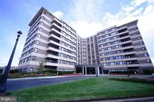 101 S Raleigh Ave, Atlantic City, NJ 08401 - Photo 1