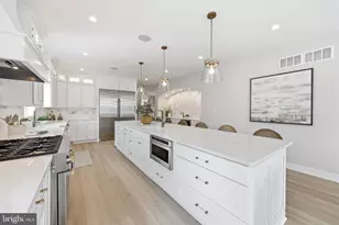 105 S Stratford Ave, Ventnor City, NJ 08406 - Photo 9