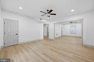 123 S Berkley Square, Atlantic City, NJ 08401 - Photo 25