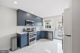 100 Monroe Ave N, Margate City, NJ 08402 - Photo 9
