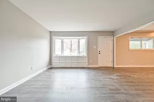 317 E Collings Dr, Williamstown, NJ 08094 - Photo 3