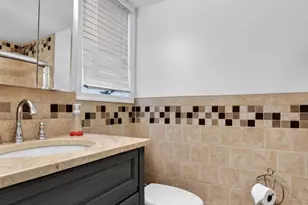 22 S Washington Ave, Margate City, NJ 08402 - Photo 17