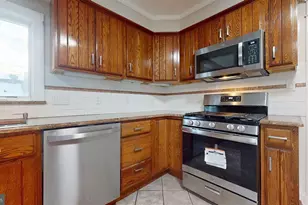 140 New York Ave, Egg Harbor City, NJ 08215 - Photo 5