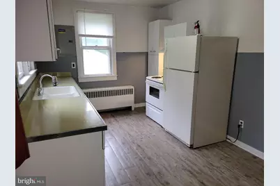 301 Buffalo Avenue, Egg Harbor City, NJ 08215 - Photo 3