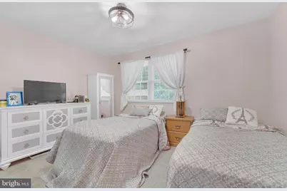 217 E Ridgewood Avenue, Galloway, NJ 08205 - Photo 23