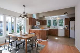 207 E Plaza Pl, Pleasantville, NJ 08232 - Photo 3