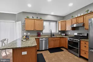 234 E Kennedy Dr, Egg Harbor Township, NJ 08234 - Photo 3