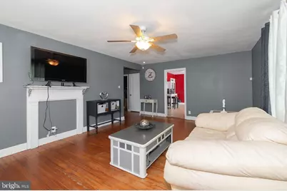19 S 1st Road, Hammonton, NJ 08037 - Photo 5