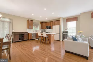 36 Meadow Cir, Mays Landing, NJ 08330 - Photo 3