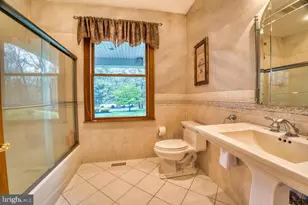 2431 6th Ave, Hammonton, NJ 08037 - Photo 19