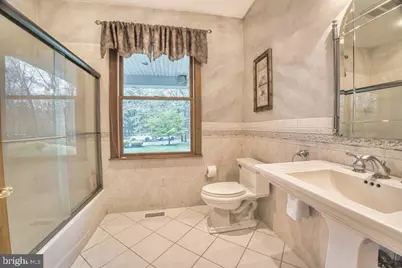 2431 6th Avenue, Hammonton, NJ 08037 - Photo 17