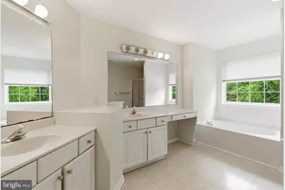 305 Joanne, Egg Harbor Township, NJ 08234 - Photo 17