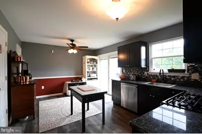 347 Chicago Avenue, Egg Harbor City, NJ 08215 - Photo 5