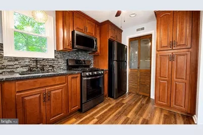 107 W Beach Road, Williamstown, NJ 08094 - Photo 9