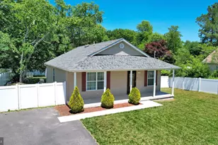 209 New York Ave, Egg Harbor City, NJ 08215 - Photo 1