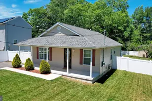 209 New York Ave, Egg Harbor City, NJ 08215 - Photo 3
