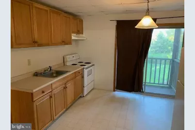 899 N 3rd Street #B UPSTAIRS, Hammonton, NJ 08037 - Photo 5
