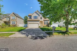 214 E Kennedy Dr, Egg Harbor Township, NJ 08234 - Photo 1