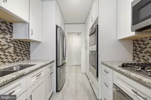 101 S Plaza Pl, Atlantic City, NJ 08401 - Photo 13