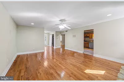 72 S Lisa Drive, Egg Harbor City, NJ 08215 - Photo 5