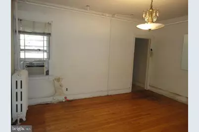 608 N Ohio Avenue, Atlantic City, NJ 08401 - Photo 5
