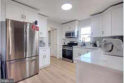 302 Sycamore Avenue, Egg Harbor Township, NJ 08234 - Photo 13