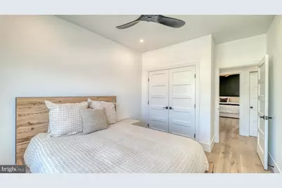 107 N New Haven Avenue #B (UPSTAIRS), Ventnor City, NJ 08406 - Photo 19