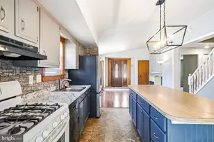 1526 Old Egg Harbor Rd, Mays Landing, NJ 08330 - Photo 11