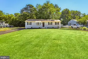 114 S River Dr, Williamstown, NJ 08094 - Photo 1