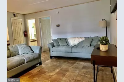 323 44th Street S #10, Brigantine, NJ 08203 - Photo 3