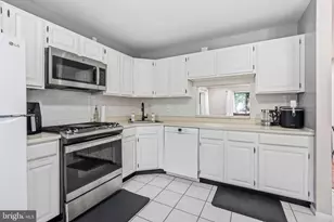78 Sussex Pl, Absecon, NJ 08205 - Photo 9