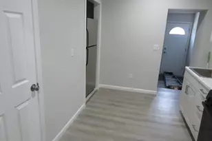 42 S Mansion Ave, Atlantic City, NJ 08401 - Photo 13