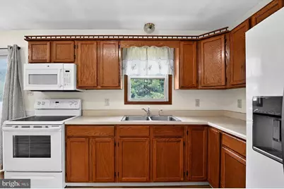 112 E Atlantic Avenue, Minotola, NJ 08341 - Photo 5