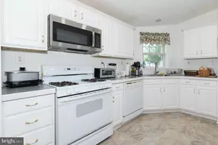 25 Knollwood Dr, Mays Landing, NJ 08330 - Photo 9